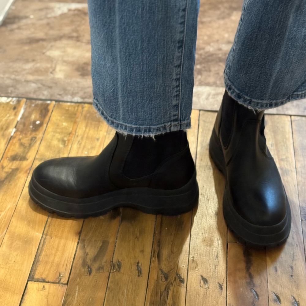 Noize Black Chunky Chelsea Ankle Boots
